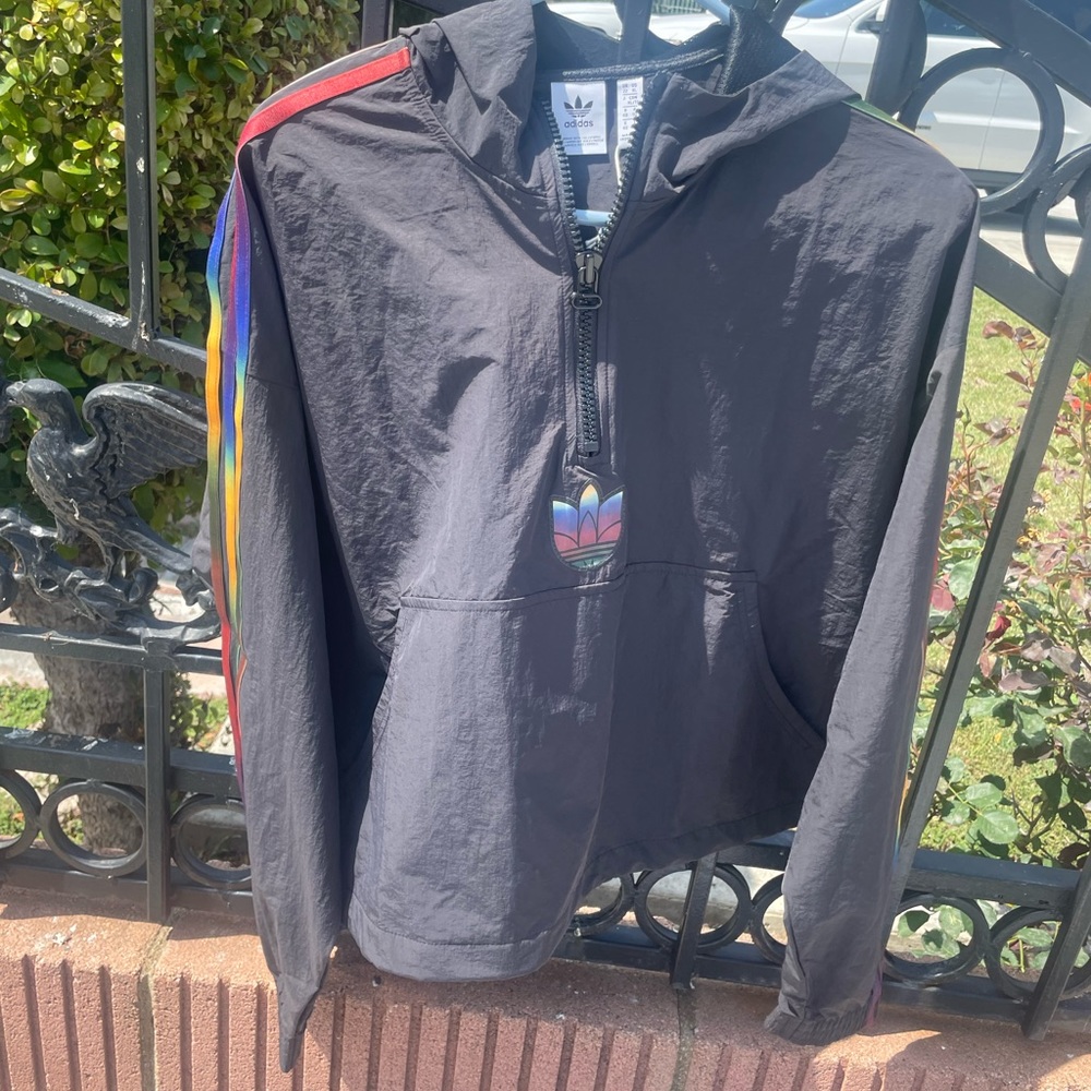 Women’s Adidas pull over jacket- size XL